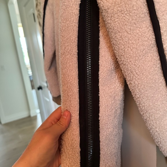 Adroit Audrey Jacket - Picture 7 of 10